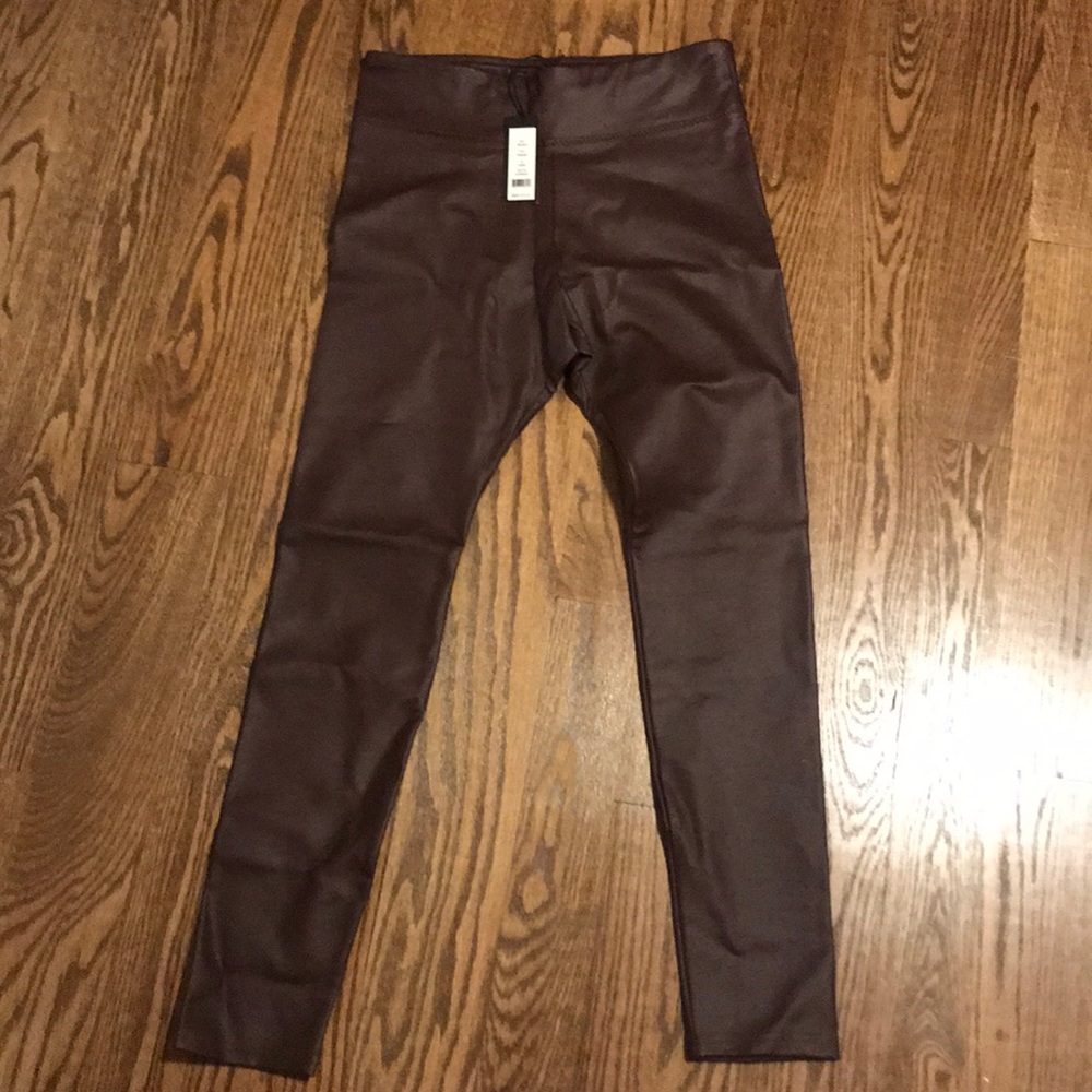 NWT Romeo and Juliet leggings